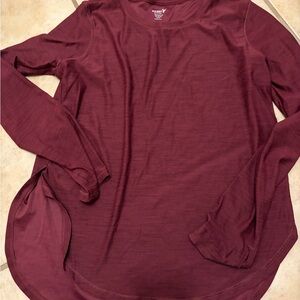 Girls old navy maroon Burgundy Long Sleeve athletic Top